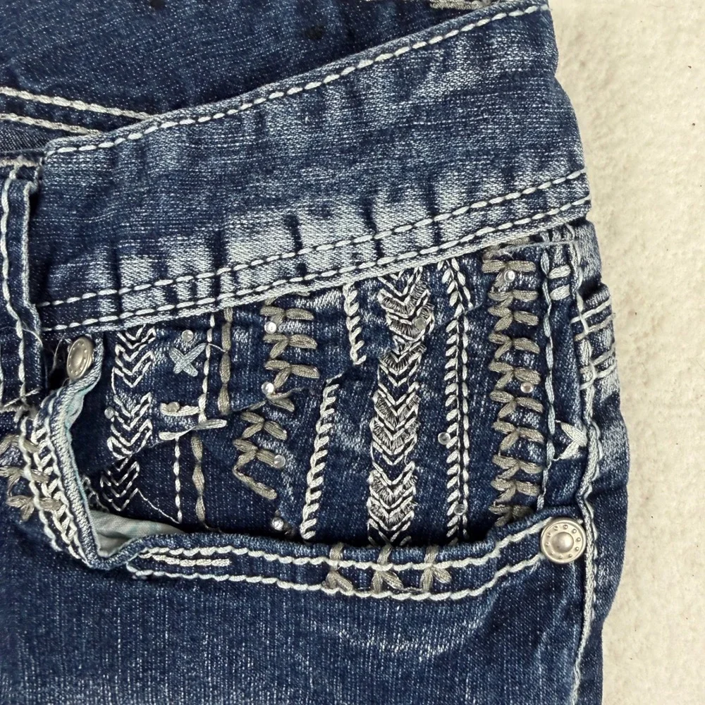 Ariya Jeans Womens 12 Dark Wash Embroidered Sequined Denim Shorts Y2K Distressed